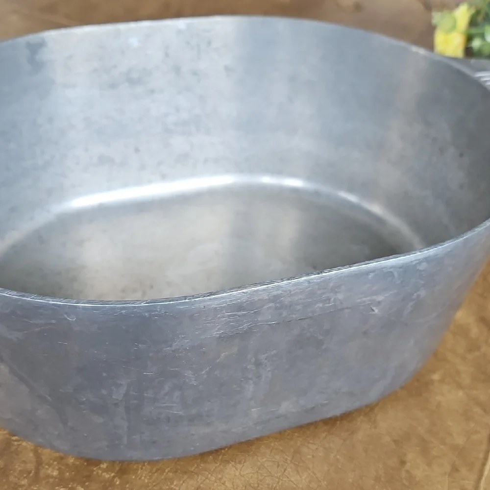 Magnalite Vintage  Cookware Roasting Pan with Lid - Picture 8 of 9